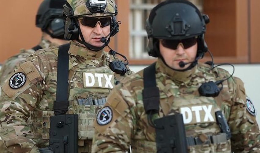 DTX-dən əməliyyat: Azərbaycanda daha bir vəzifəli şəxs tutuldu - FOTO DTX-dən əməliyyat: Azərbaycanda daha bir vəzifəli şəxs tutuldu - FOTO