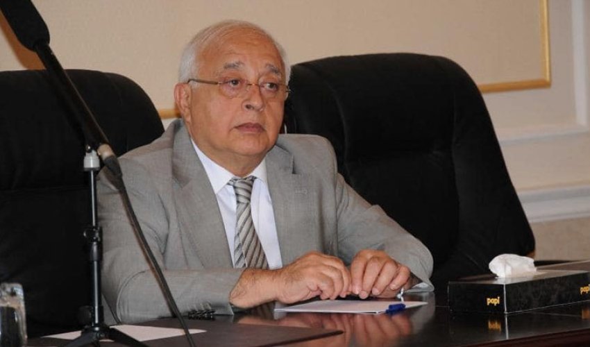 Baş nazirin hansı müavini Bakıda 20 mərtəbəli bina tikdirib? (FOTO) Baş nazirin hansı müavini Bakıda 20 mərtəbəli bina tikdirib? (FOTO)