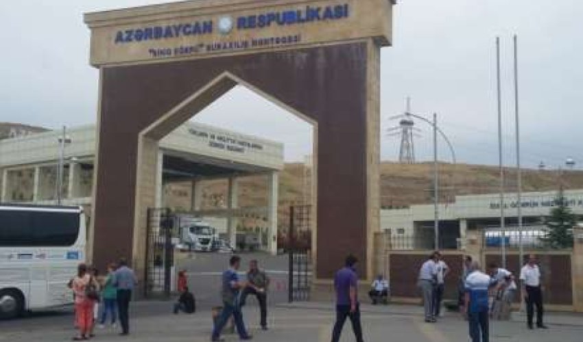 Gürcüstan DİN: “Qırmızı körpü”də sərnişinlər intensiv müayinə olunurlar