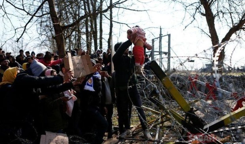 Sərhədə yığılan qaçqınlar Yunanıstana keçdilər - FOTO