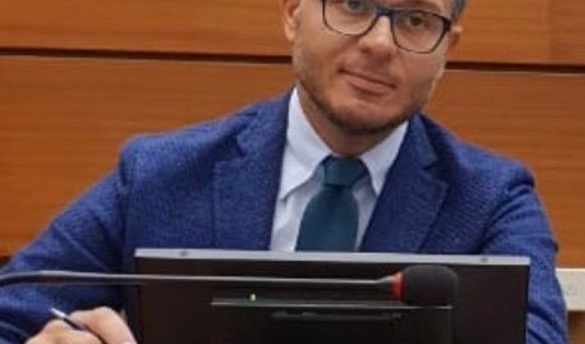 Millət vəkili Ramil Həsən - uşaq oğurluğunda iştirak edib Millət vəkili Ramil Həsən - uşaq oğurluğunda iştirak edib