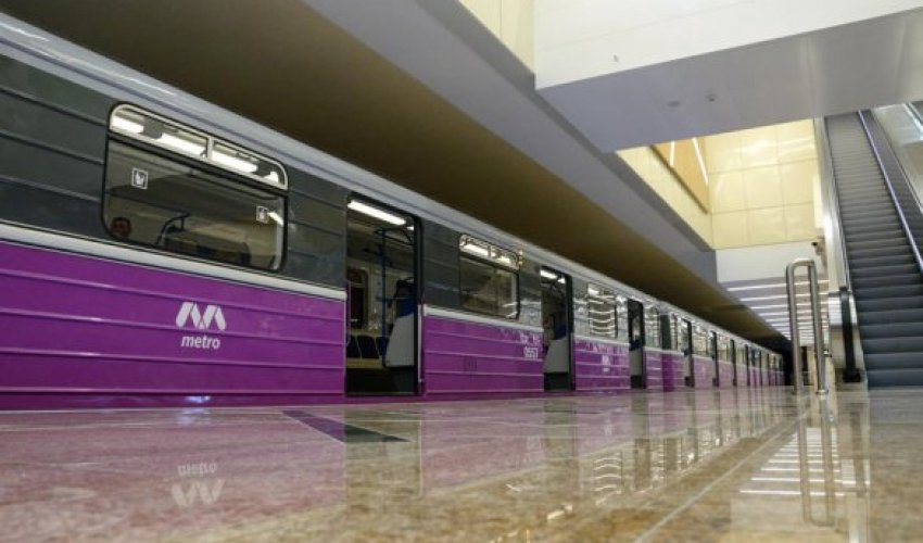 В бакинском метро сократилось число пассажиров