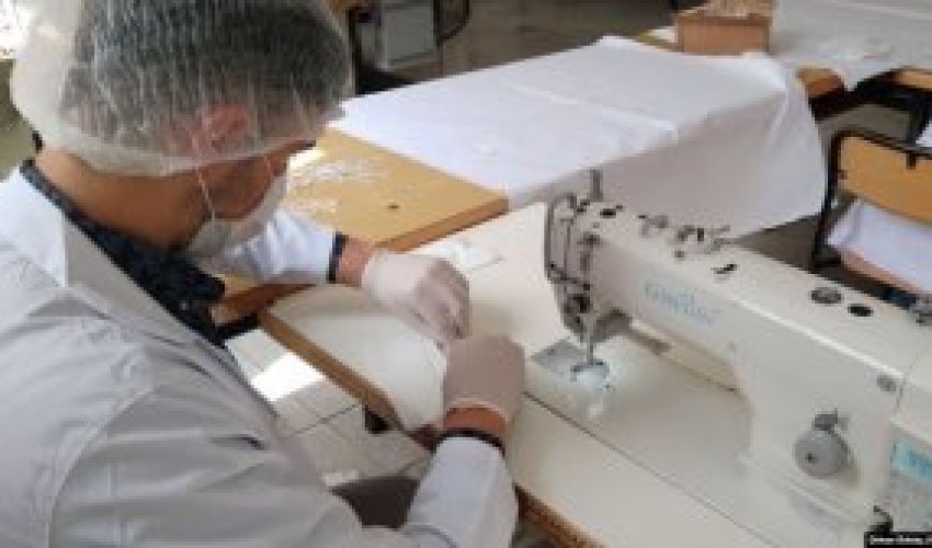Türkiyə hökuməti qoruyucu maskalar istehsal edən fabrikləri hədələyib Türkiyə hökuməti qoruyucu maskalar istehsal edən fabrikləri hədələyib