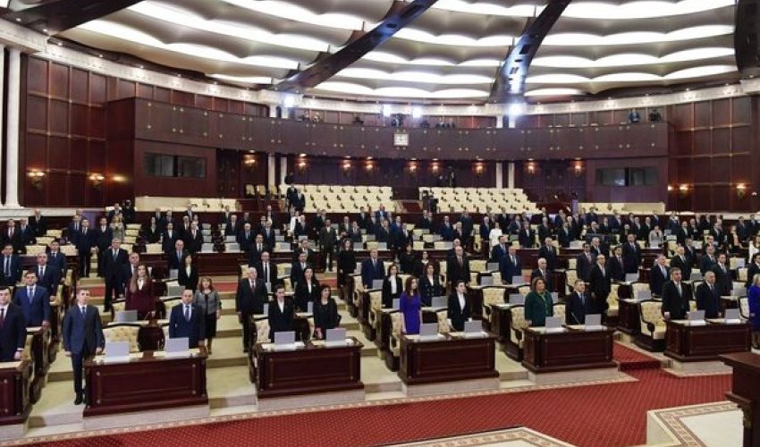 Deputatlar bu tarixdə parlamentin iclasına toplanacaq Deputatlar bu tarixdə parlamentin iclasına toplanacaq