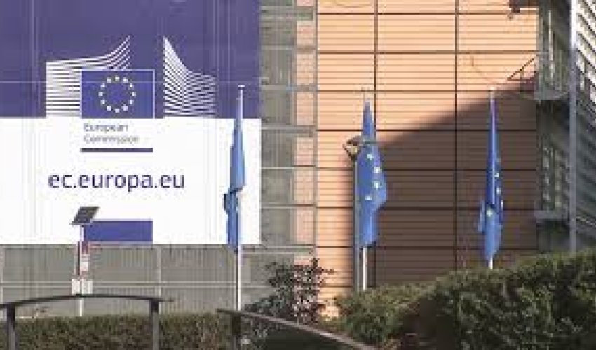 Сотрудник Европарламента скончался от коронавируса Сотрудник Европарламента скончался от коронавируса