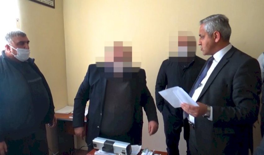 Azərbaycanda vəzifəli şəxs saxlanıldı - FOTOLAR