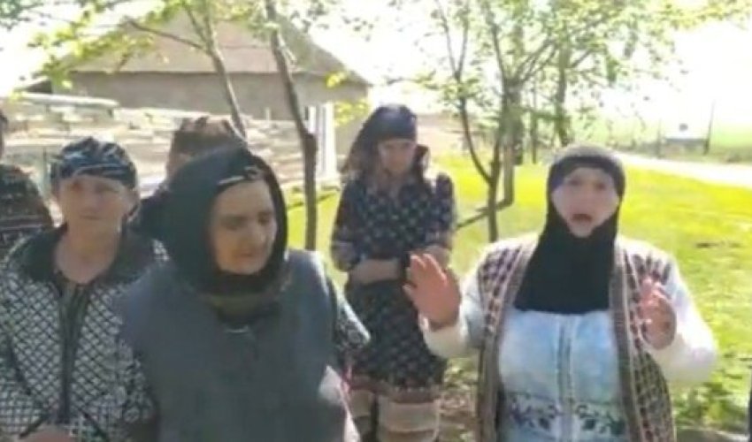 Ağsu rayonunda kənd sakinləri ayağa qalxdı – VİDEO Ağsu rayonunda kənd sakinləri ayağa qalxdı – VİDEO
