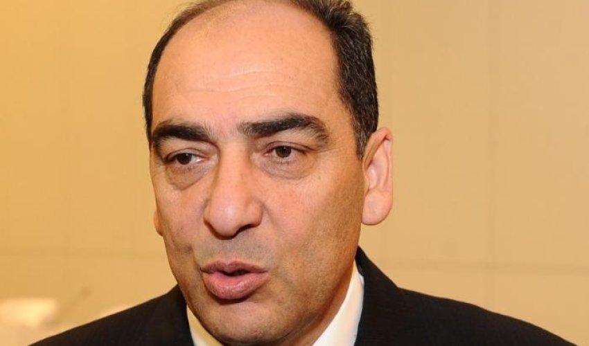 Azərbaycanda iş adamının silahı ofisdən oğurlandı - FOTO Azərbaycanda iş adamının silahı ofisdən oğurlandı - FOTO