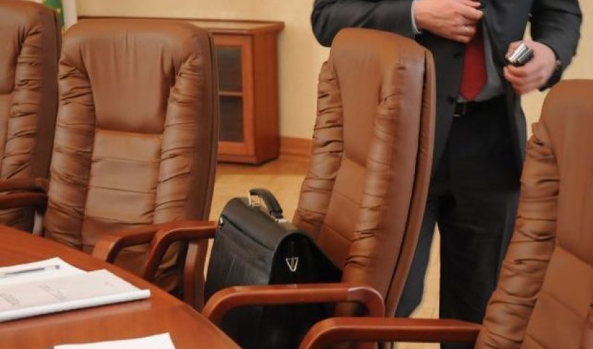 Əlövsət Baxşıyev vəzifəsindən azad olundu - SƏRƏNCAM