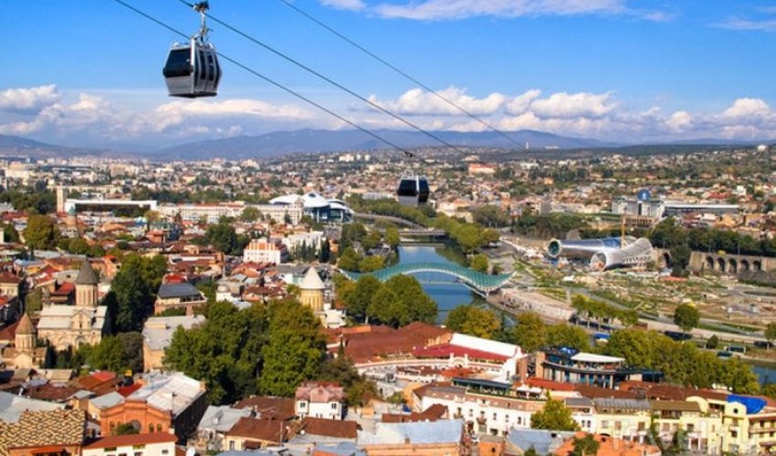 Gürcüstanın turizm gəlirləri 65% azalacaq