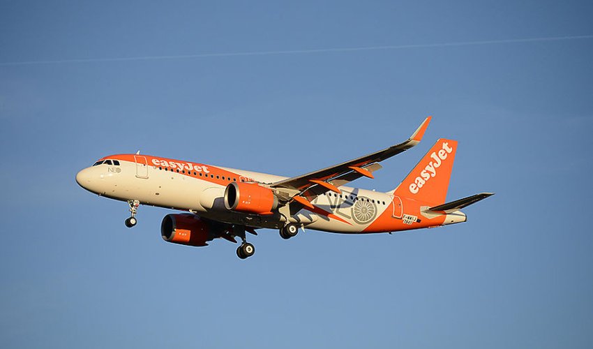 EasyJet возобновит полеты EasyJet возобновит полеты