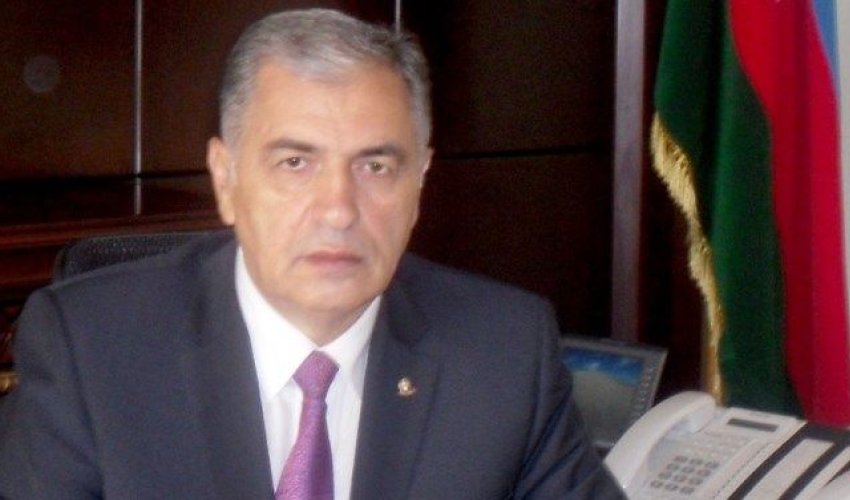 İcra başçısının kürəkənindən hədə: “Biz respublikada 3 nəfərdən biriyik...” İcra başçısının kürəkənindən hədə: “Biz respublikada 3 nəfərdən biriyik...”