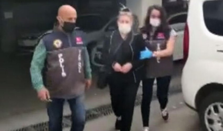 1 milyon mənimsəyən eks-deputat qızı belə saxlanıldı -VİDEO 1 milyon mənimsəyən eks-deputat qızı belə saxlanıldı -VİDEO