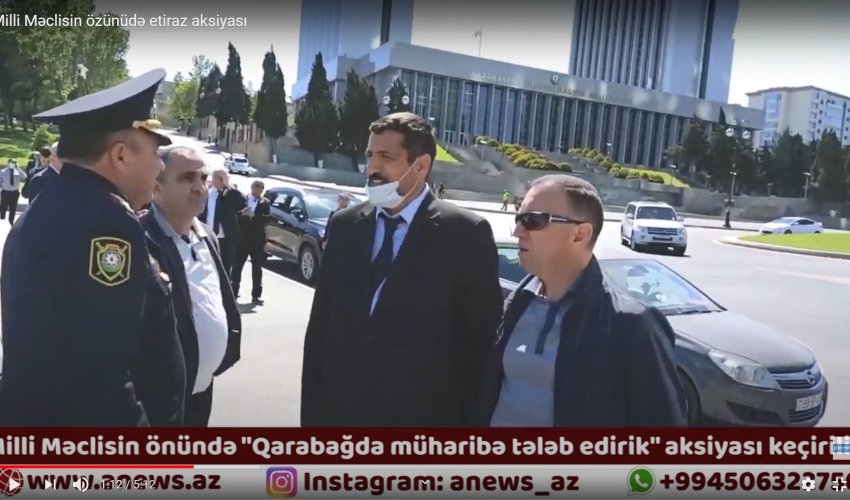 Milli Məclisin önünüdə Milli Məclisin önünüdə