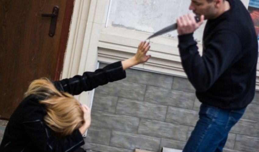 Bakıda kişi gözəllik salonunda işləyən həyat yoldaşını öldürdü Bakıda kişi gözəllik salonunda işləyən həyat yoldaşını öldürdü