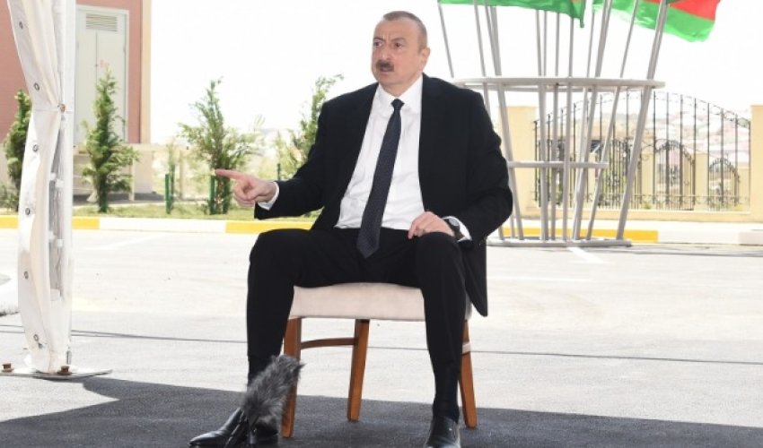 “Gözümün qabağında ermənilər Heydər Əliyevin...” - Prezident “Gözümün qabağında ermənilər Heydər Əliyevin...” - Prezident