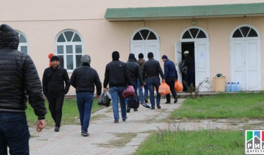 Rusiya ilə sərhəddə 700 Azərbaycan vətəndaşı hələ də qaytarılmayıb Rusiya ilə sərhəddə 700 Azərbaycan vətəndaşı hələ də qaytarılmayıb