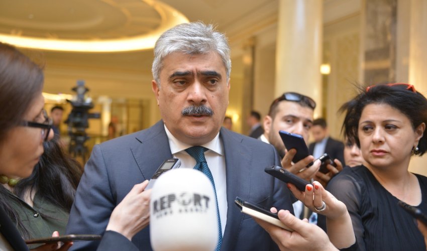 Азербайджан намерен внести коррективы в стратегию по управлению госдолгом Азербайджан намерен внести коррективы в стратегию по управлению госдолгом