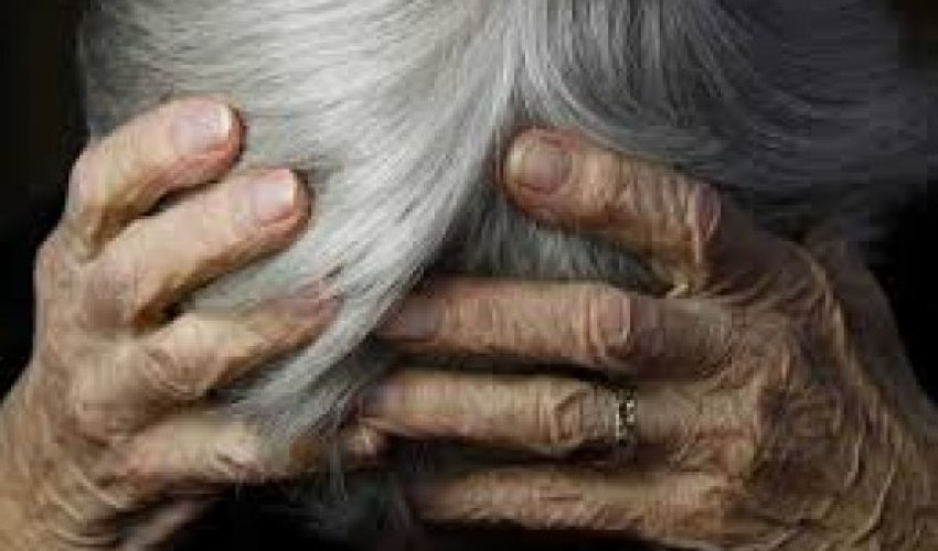 Azərbaycanda OLAY: Oğul 85 yaşlı anasını döydü Azərbaycanda OLAY: Oğul 85 yaşlı anasını döydü