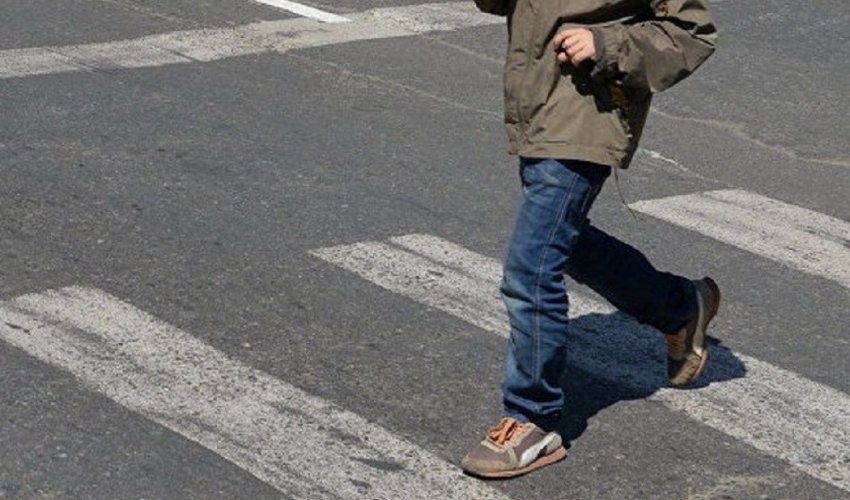 В Шамкире автомобиль сбил ребенка