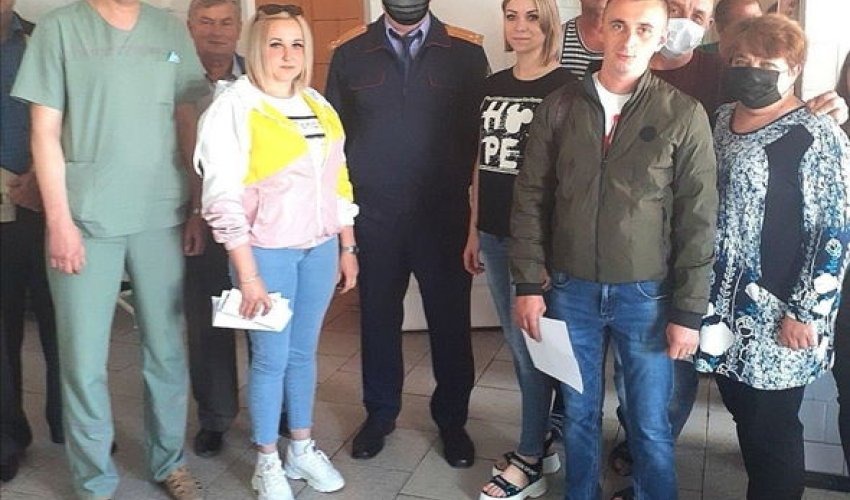 Maska taxmayan müstəntiq gülüş hədəfinə çevrildi - FOTO