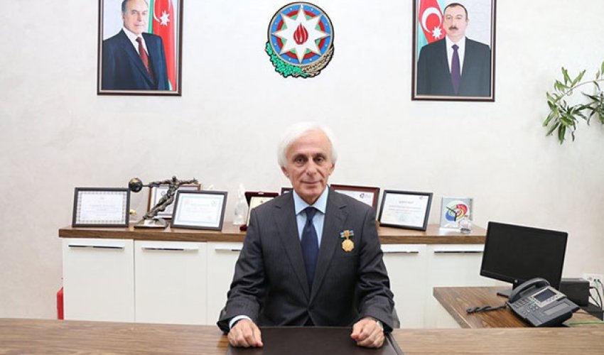 Daha bir məmur ailəsi ilə koronavirusa yoluxdu Daha bir məmur ailəsi ilə koronavirusa yoluxdu