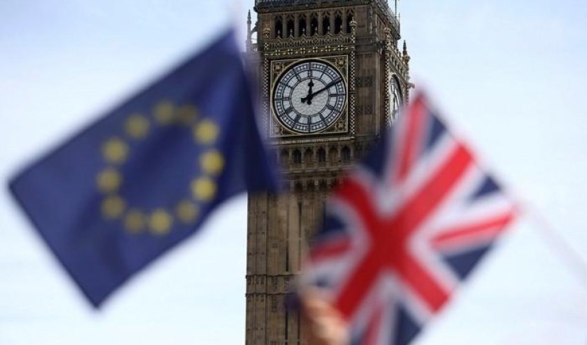 ЕС и Великобритания прервали раунд переговоров по Brexit из-за разногласий ЕС и Великобритания прервали раунд переговоров по Brexit из-за разногласий