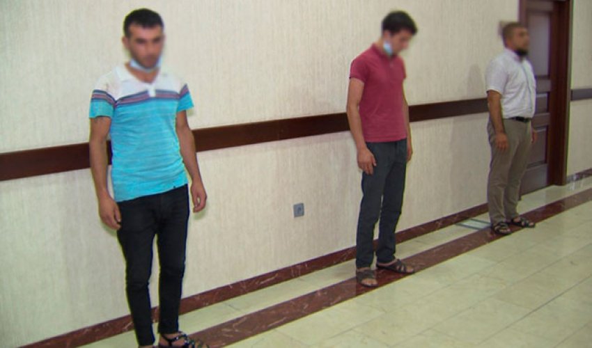 Torpaq yolla rayona gedənlər həbs edildi Torpaq yolla rayona gedənlər həbs edildi