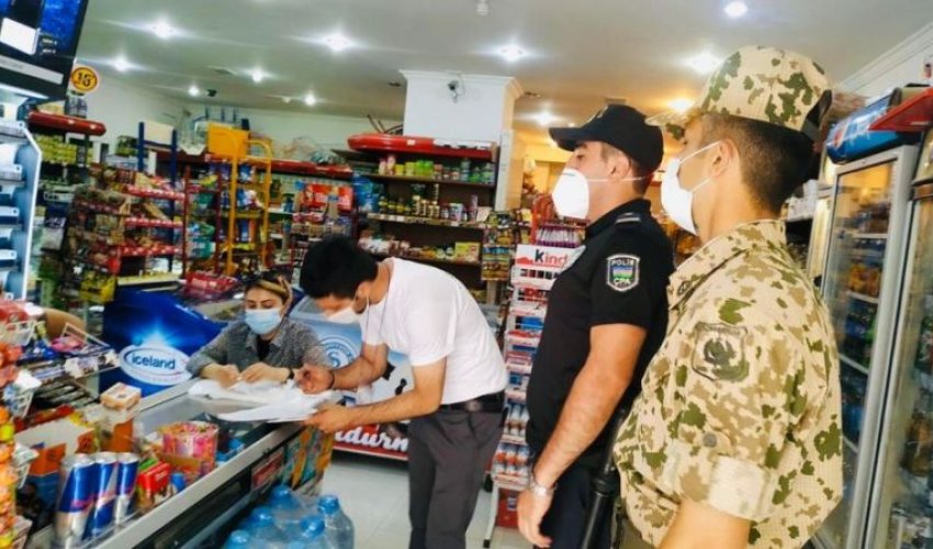 Bakıda marketlərdə polis postları yaradıldı -FOTOLAR Bakıda marketlərdə polis postları yaradıldı -FOTOLAR