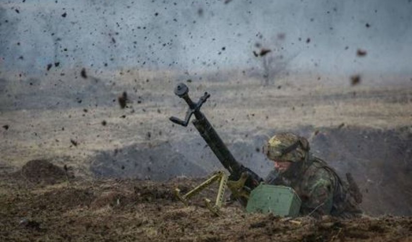Ermənilər Qazaxın Xanlıqlar kəndini atəşə tutub Ermənilər Qazaxın Xanlıqlar kəndini atəşə tutub