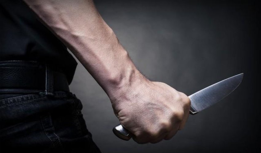 В Локбатане 33-летнего мужчину ударили ножом В Локбатане 33-летнего мужчину ударили ножом