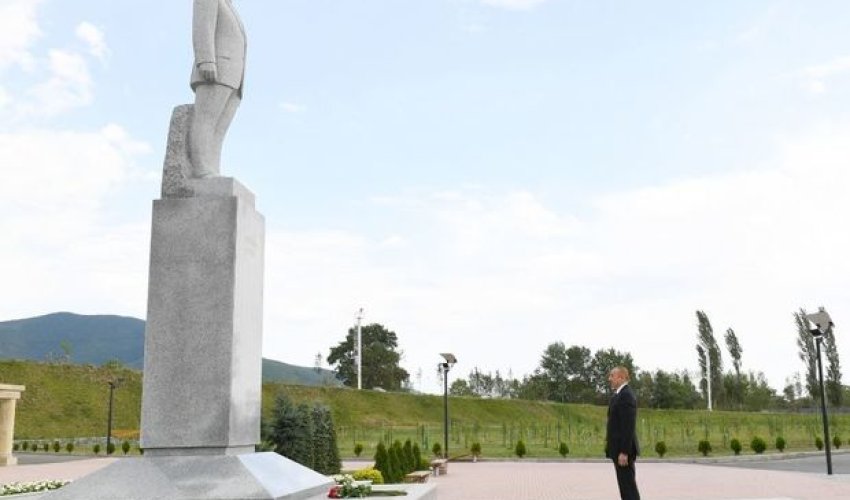 İlham Əliyev Şəkidə - FOTO