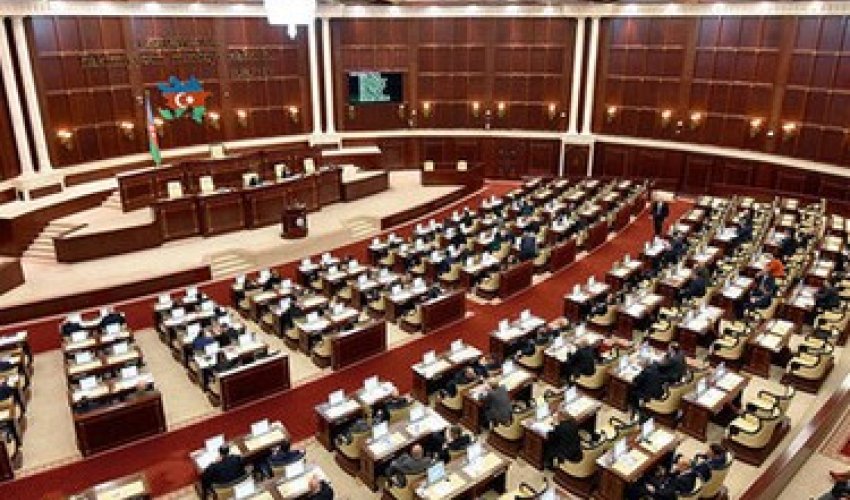 Milli Məclisin növbədənkənar iclasının gündəliyi bəlli olub Milli Məclisin növbədənkənar iclasının gündəliyi bəlli olub