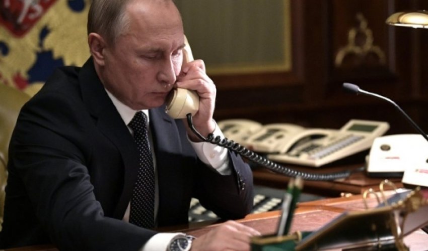 Путин позвонил Лукашенко
