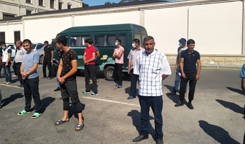 Karantini pozan sürücü və 27 sərnişin cərimələnib