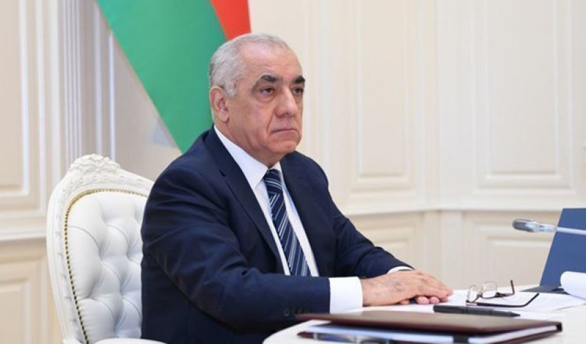 Baş Nazir Əli Əsədov BP qrupun rəhbəri ilə telefonla danışıb Baş Nazir Əli Əsədov BP qrupun rəhbəri ilə telefonla danışıb