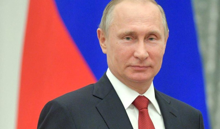 Путин и Макрон обсудили Ливан и Беларусь Путин и Макрон обсудили Ливан и Беларусь
