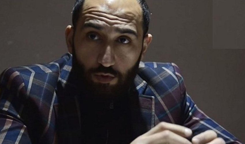 Vüqar Biləcərinin atası: 