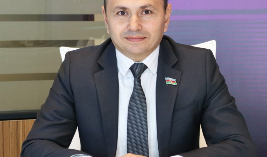 Prezident Elşad Mirbəşirə yeni vəzifə verdi Prezident Elşad Mirbəşirə yeni vəzifə verdi