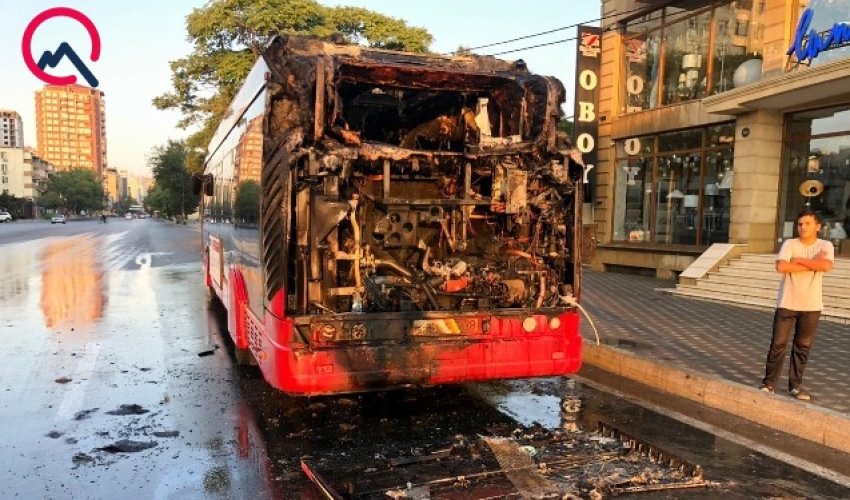 Bakıda “BakuBus” yandı - FOTO- YENİLƏNİB