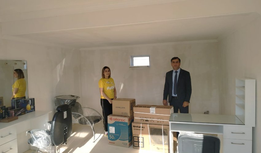 “AccessBank” özünüməşğulluq proqramına dəstək olmaqda davam edir “AccessBank” özünüməşğulluq proqramına dəstək olmaqda davam edir
