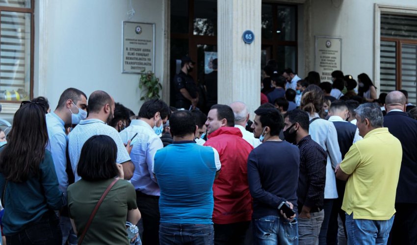 Bakıda orduya qanvermə aksiyası keçirilib- FOTOLAR