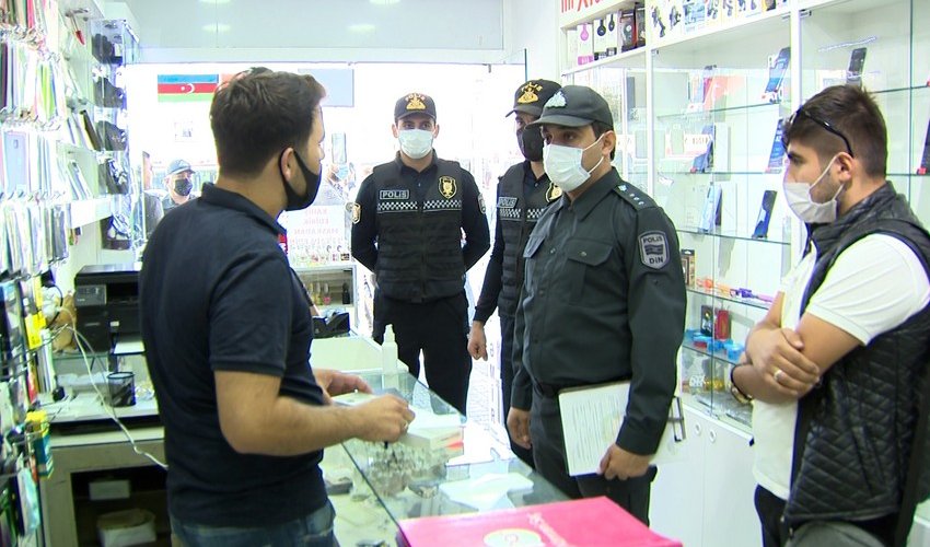 Bakıda növbəti polis reydi keçirilib- FOTOLAR Bakıda növbəti polis reydi keçirilib- FOTOLAR