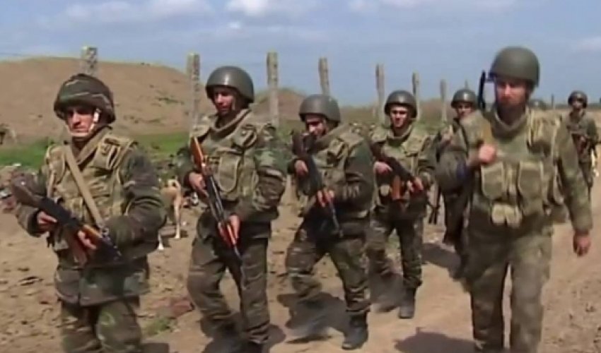 Азербайджанская армия не попала в окружение Азербайджанская армия не попала в окружение