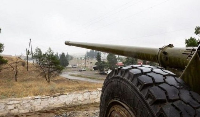 Bir “Harop” tankı məhv etdi, ikinci “Harop”un kamerasına düşdü-VIDEO