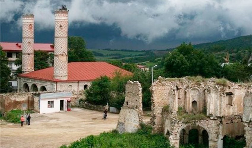 Şuşa və Xankəndidə Azərbaycanın mobil şəbəkəsi fəaliyyətə başlayıb Şuşa və Xankəndidə Azərbaycanın mobil şəbəkəsi fəaliyyətə başlayıb