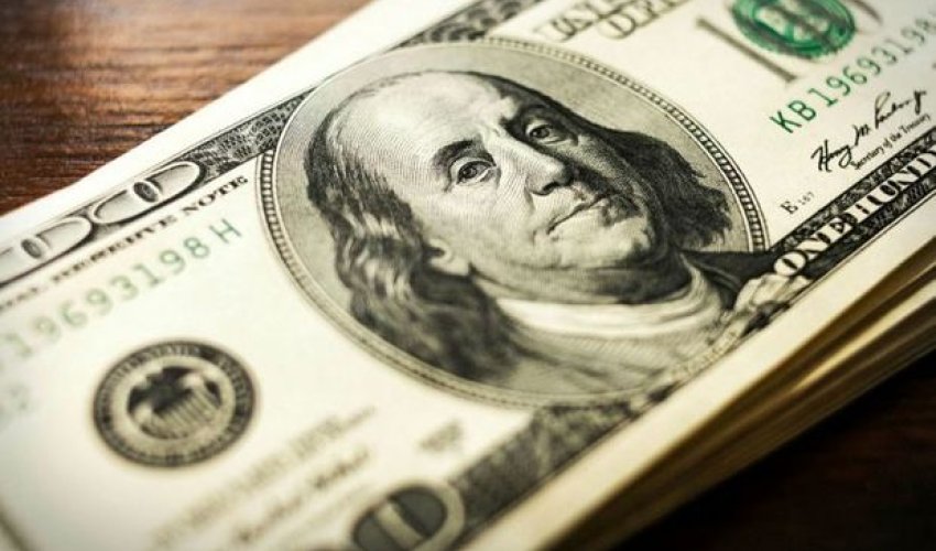 Bu gün banklar 62,8 milyon dollar əldə edib