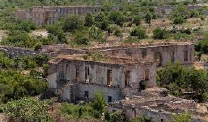 Hikmət Hacıyev və diplomatik nümayəndələr Ağdamda Hikmət Hacıyev və diplomatik nümayəndələr Ağdamda