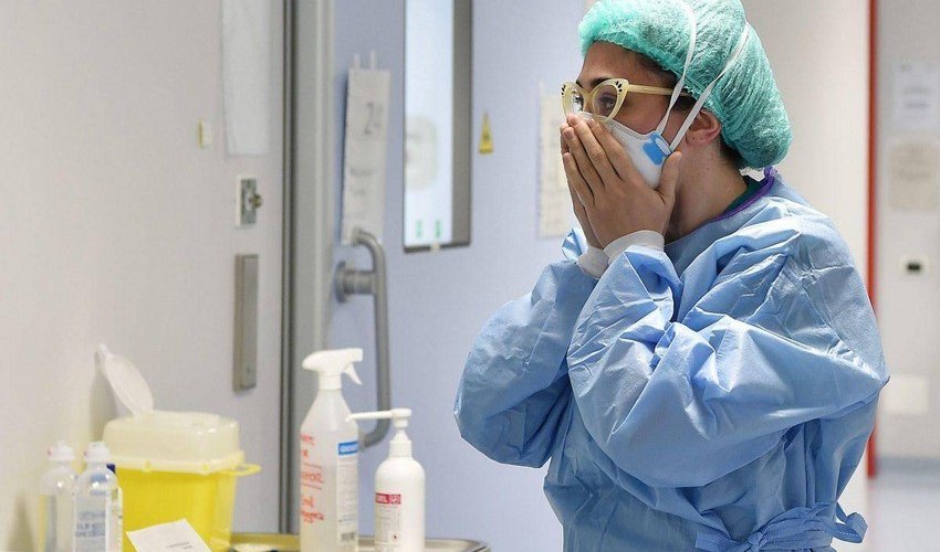 Ученые объяснили, почему не удается остановить пандемию COVID-19