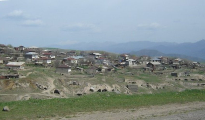 Zəngəzur rayonunda ermənilər 8 kilometr geri çəkiliblər Zəngəzur rayonunda ermənilər 8 kilometr geri çəkiliblər